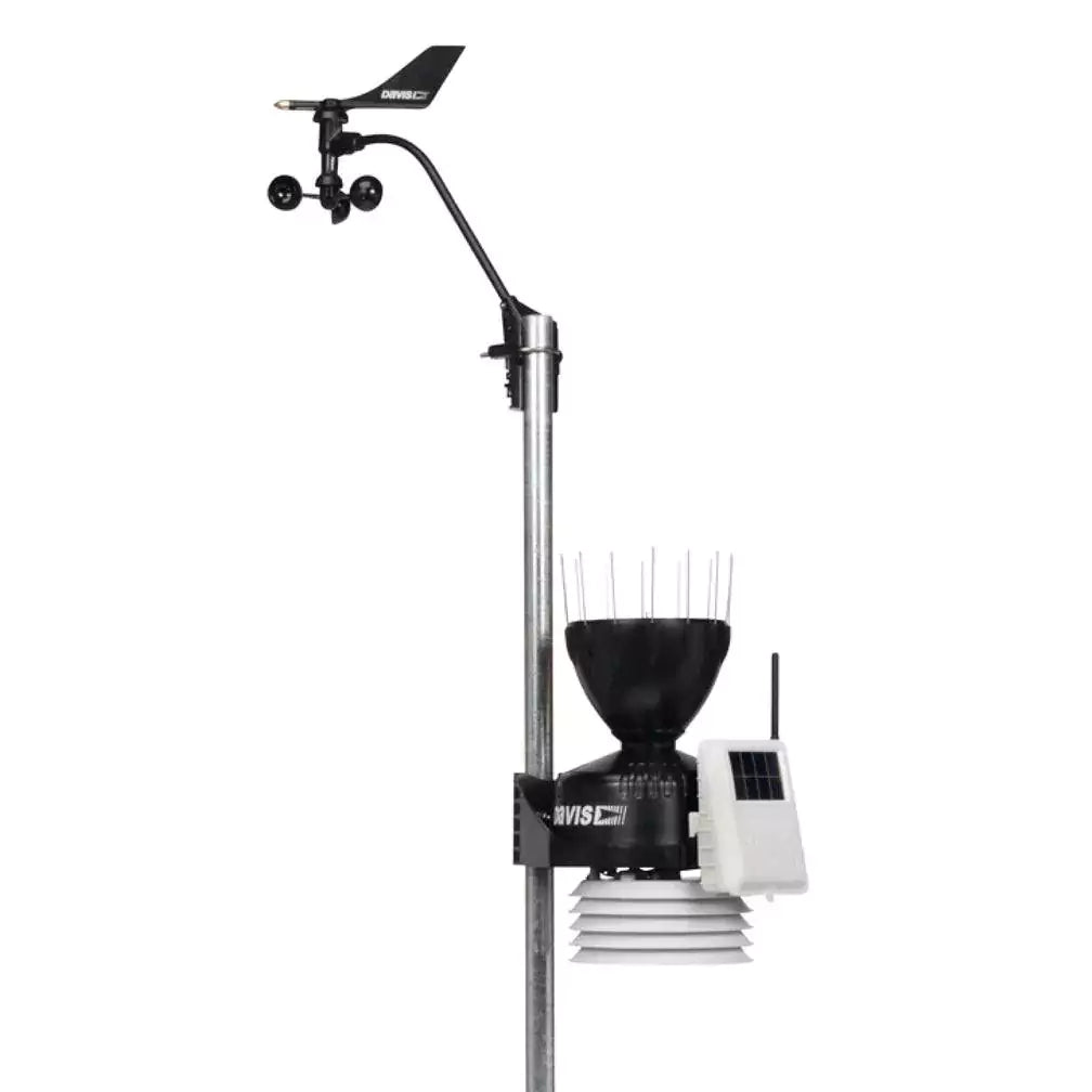 Mounted Davis Vantage Pro2 weather station with rain, wind, and temp sensors