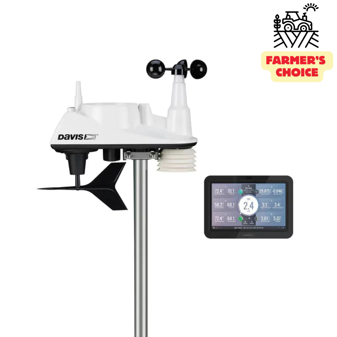 Davis Vantage Vue weather station with console for real-time weather data, farmers choice
